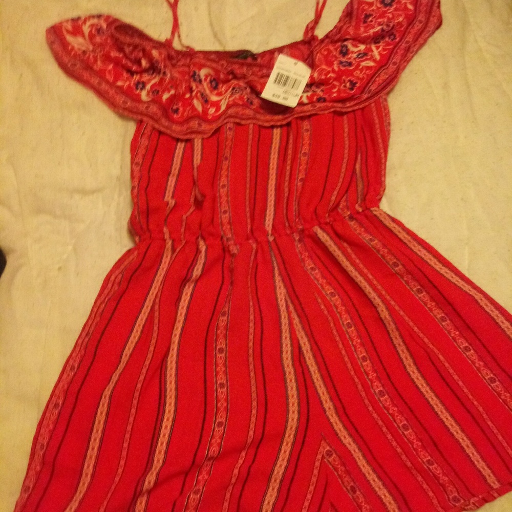 Women's romper medium
